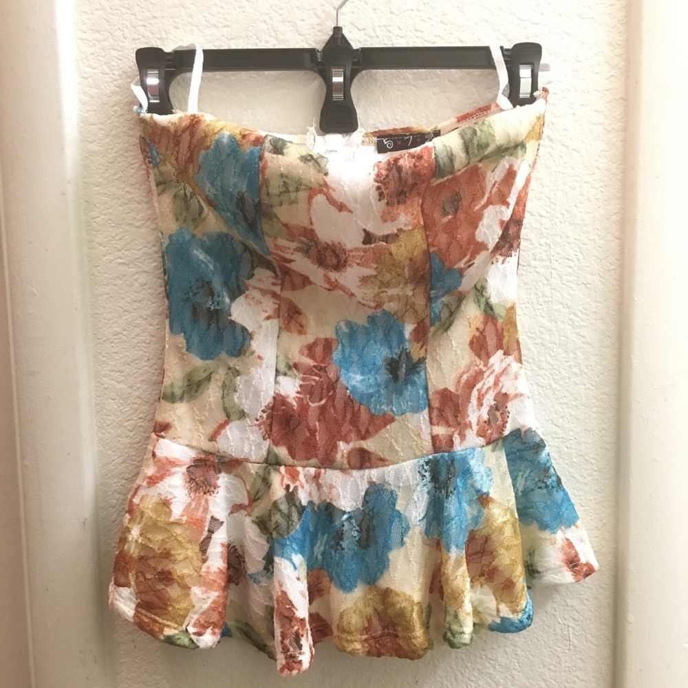 Cute flowery print tube top crop